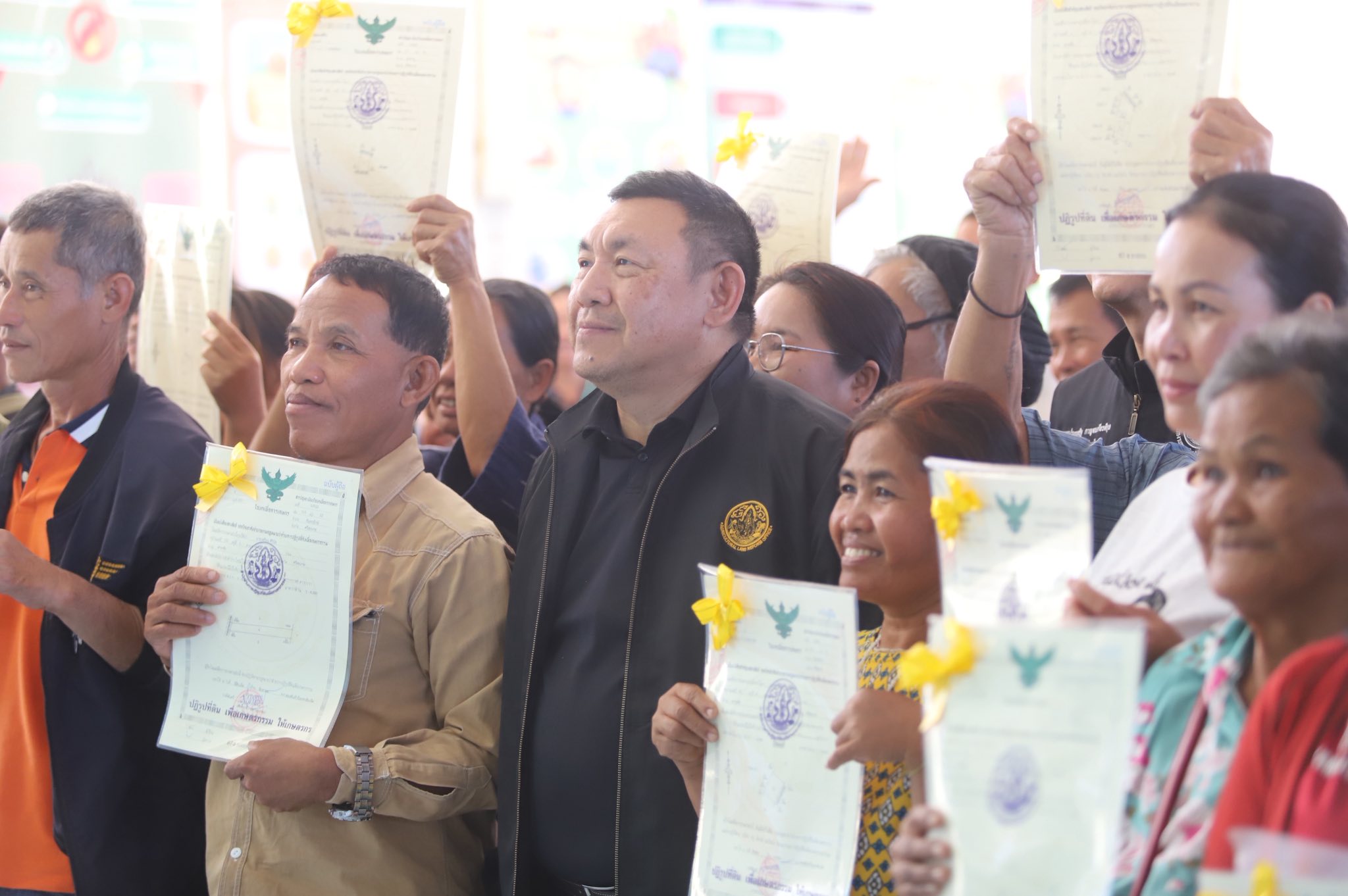 title - “ส.ป.ก. ไม่ทิ้งใครไว้ข้างหลัง” เลขาฯ สั่งลุย ศูนย์เคลื่อนที่ เร่งช่วยเกษตรกรในเขตปฏิรูปที่ดินในพื้นที่เสี่ยงภัย